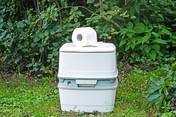 Porta potty rental for outdoor events in Carthage, MS